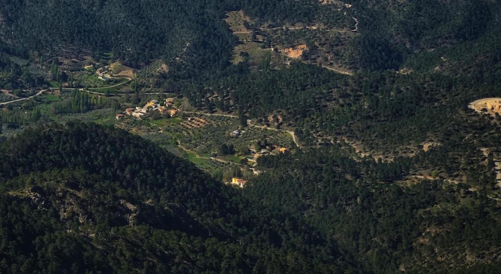 Casa Rural La Piedra Del Cambron Villaverde De Guadalimar Exterior photo